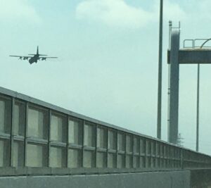 航空自衛隊の飛行機、飛行