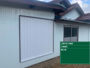 可児市川合、物置の塗装完成