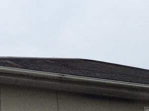 可児市川合、スレート屋根の塗膜の劣化