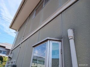 可児市皐ヶ丘、外壁の塗膜劣化