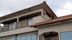 可児市土田、外壁の塗膜の色褪せ