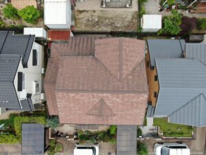 可児市虹ヶ丘、屋根の全体の写真
